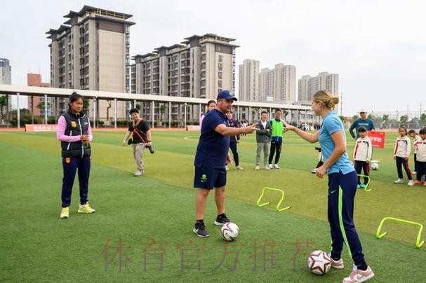 2023国际足联-中国足协“追梦”女孩足球节(厦门站)活动启动 2023国际足联-中国足协“追梦”女孩足球节(厦门站)活动启动