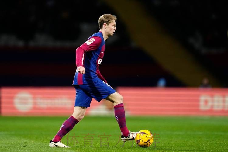 莱因克尔-巴萨像对待一块肉一样对德容 非常离谱